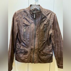 Bernardo Distressed Leather Jacket: color taupe : size XS